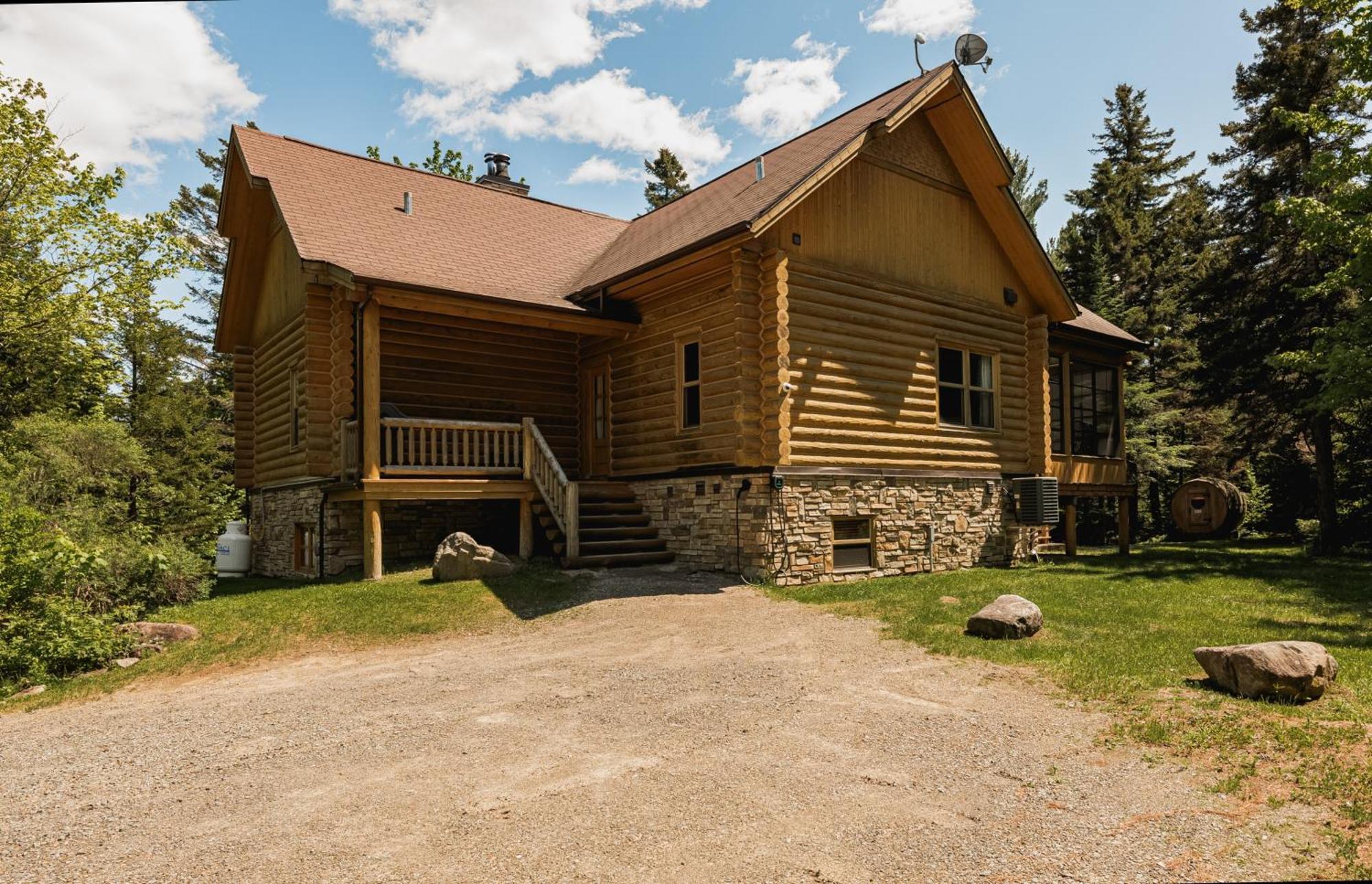 Fiddler Lake Resort Chalet 30 Deer Mille-Isles Exterior foto